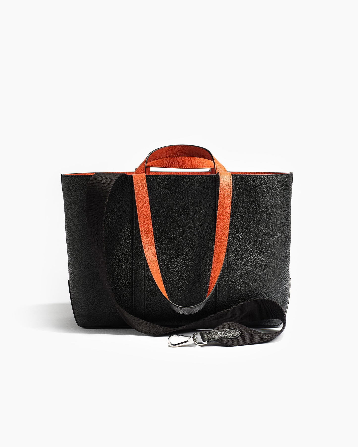 Medium Sanda Tote Black Cloudberry