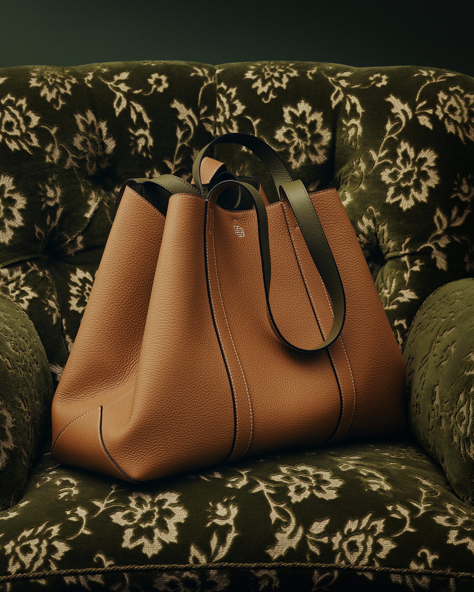 Large Sanda Tote Light Oak Moss Green – ENSE